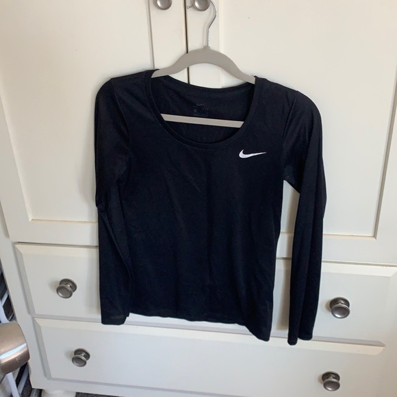 Nike Tops - Nike dri fit
